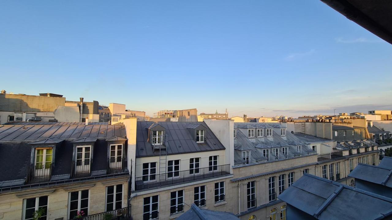 Appartement Coeur De Paris Avec Vue Sur Les Toits Exterior photo