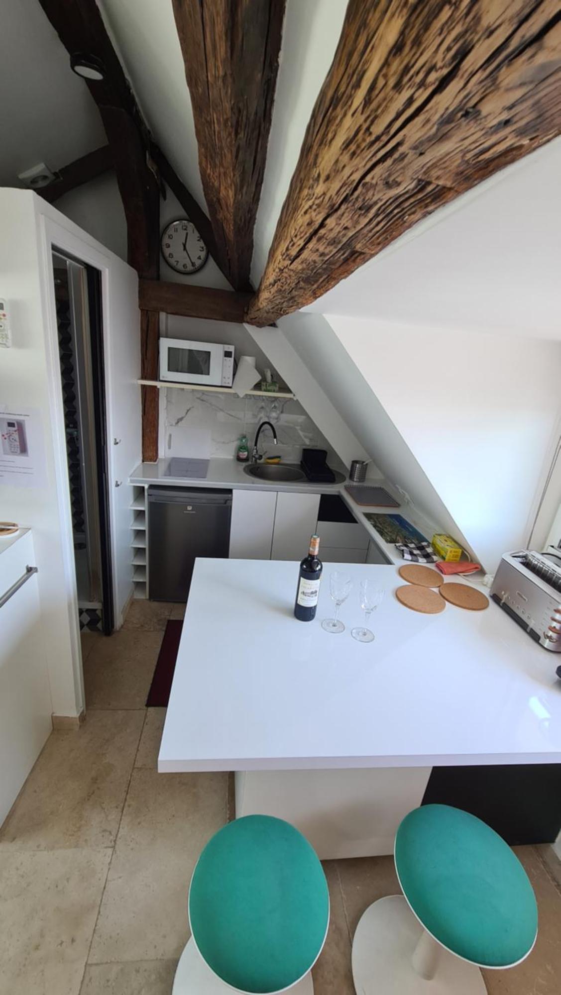 Appartement Coeur De Paris Avec Vue Sur Les Toits Exterior photo