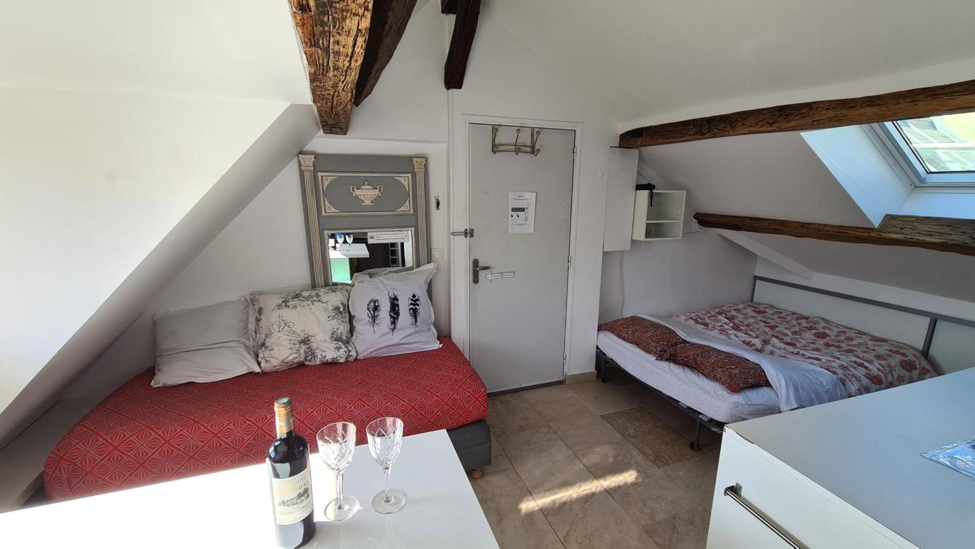Appartement Coeur De Paris Avec Vue Sur Les Toits Exterior photo