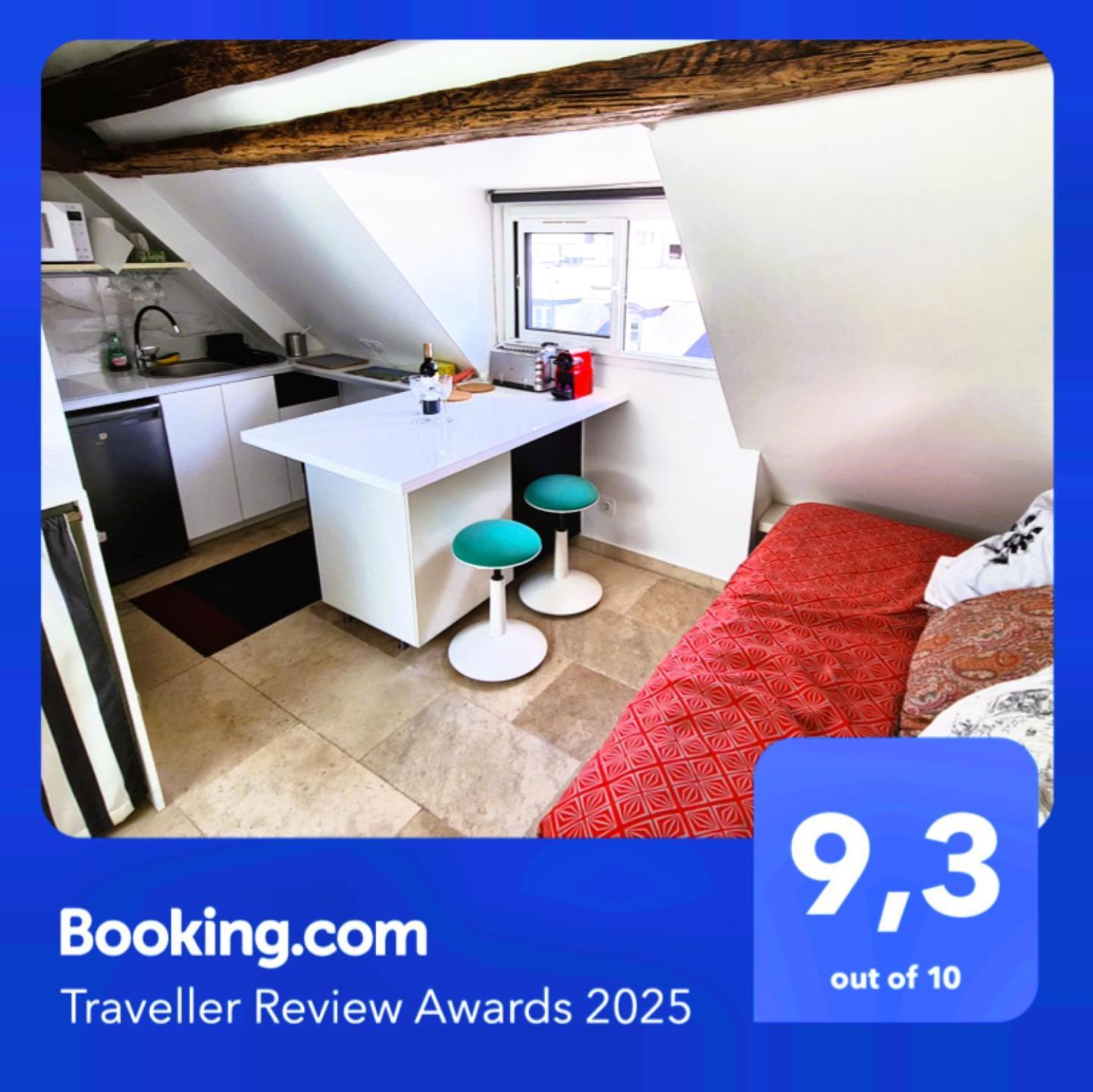 Appartement Coeur De Paris Avec Vue Sur Les Toits Exterior photo